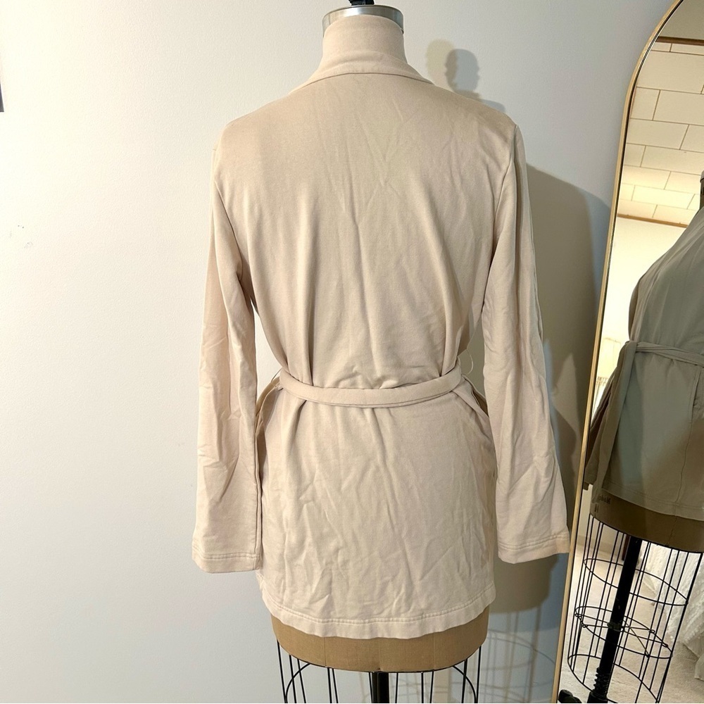 WVN Women’s Modal & Organic Cotton Cream Belted Sweatshirt Sz S EUC - Picture 3 of 10